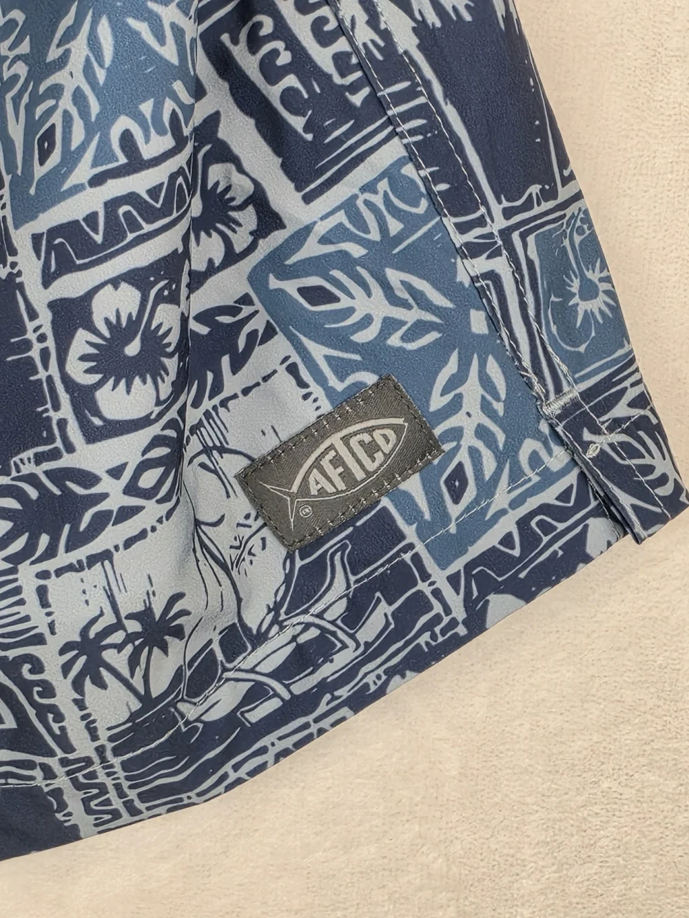AFTCO Strike Shorts Mens S Bering Sea Print Fishing Swim Trunks NWT
